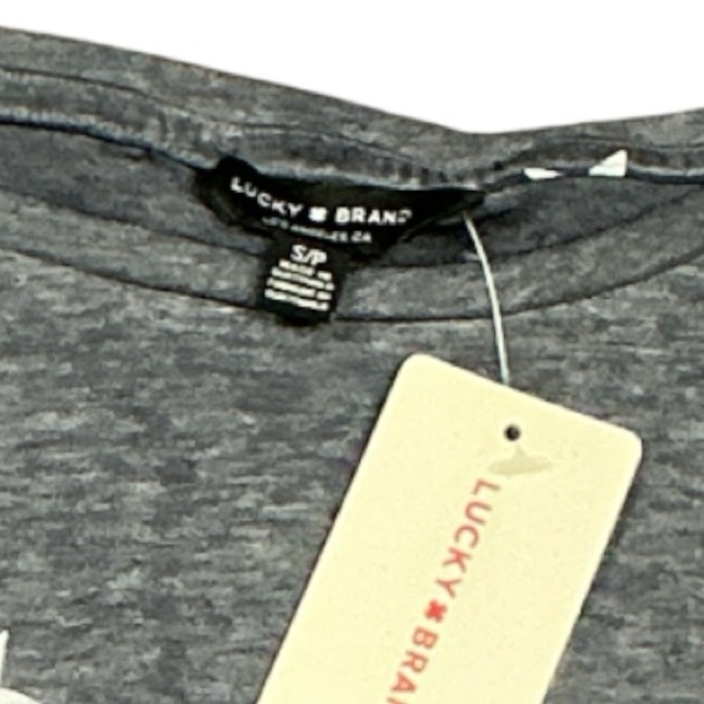 Lucky Brand - NWT - Blue Gray Star Print Short Sleeve Top - Picture 2 of 3